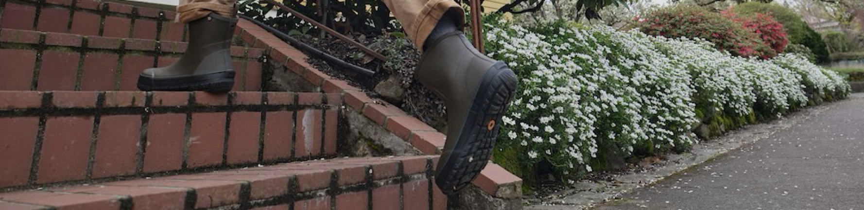 Shop the Men’s Digger featuring the mid green silhouette on the neighborhood sidewalk