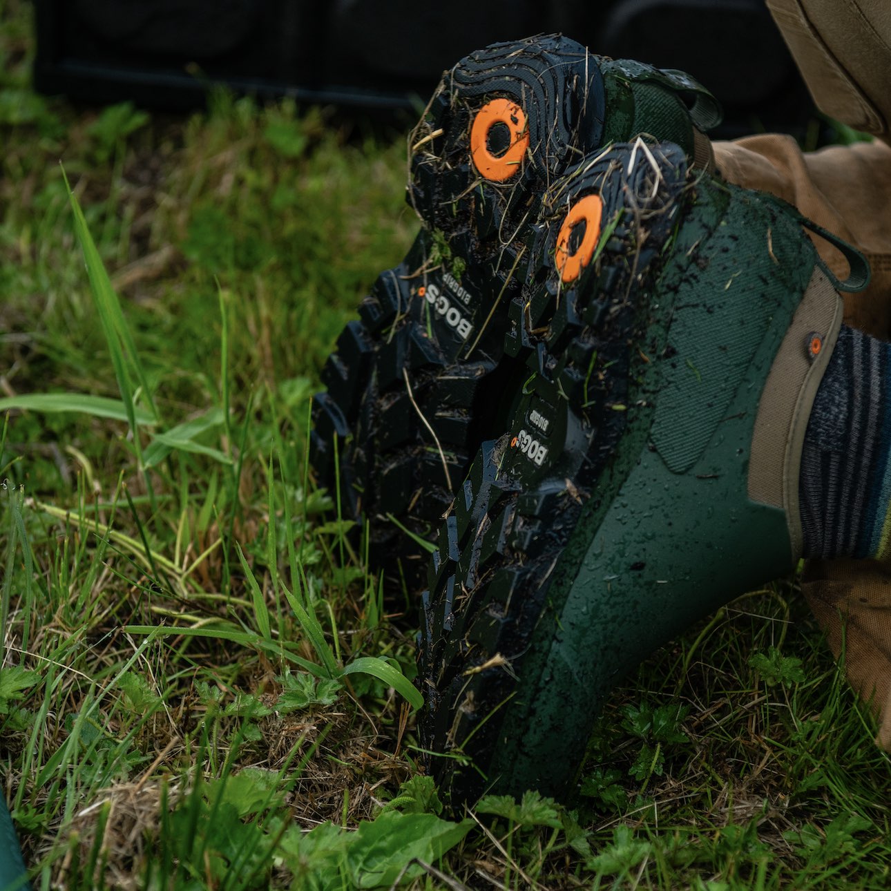 Shop the men's Sauvie Chelsea in forest