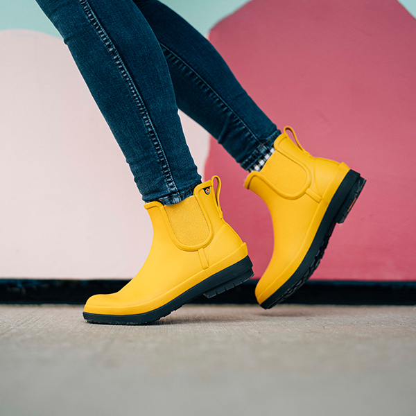 Shop the Women's Amanda Plush II Chelsea waterproof winter boots. The featured product is the Women's Amanda Plush II Chelse in saffron yellow.