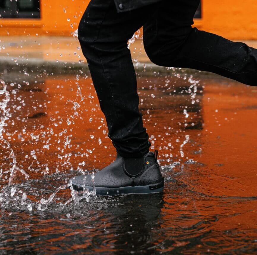 Shop the Men's Kicker Rain chelsea waterproof boots. The featured product is the Men's Kicker Rain chelsea in black.