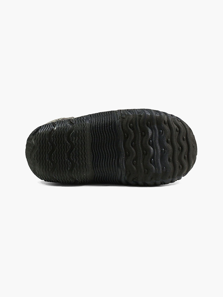 Classic Mossy Oak seventh rotate image.