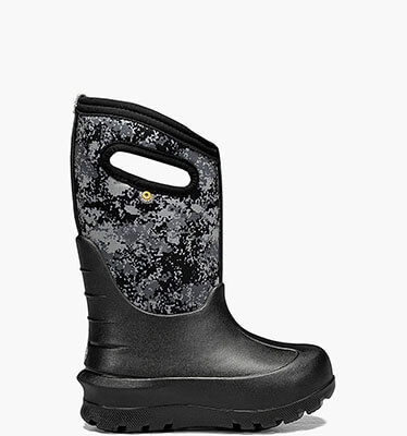 Neo-Classic Micro Camo Youth size 7 Kids Winter Boots in Black Multi for $87.90