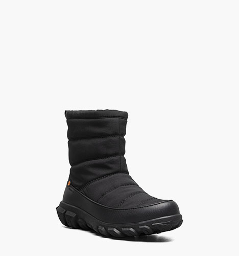Cedar Quilt Women's Waterproof Boots in Black for $145.00
