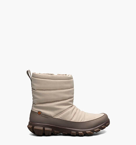 Cedar Quilt Women's Waterproof Boots in Oatmeal for $145.00